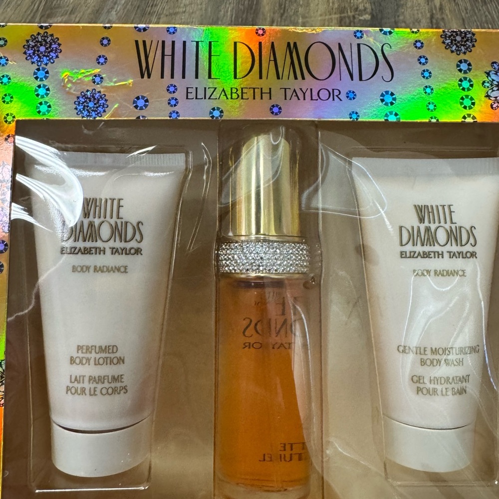 Elizabeth‎ Taylor White Diamonds Radiance Set-Gold Pretty On A Vanity Nostalgia